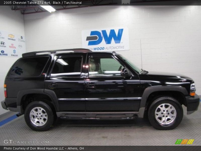 Black / Tan/Neutral 2005 Chevrolet Tahoe Z71 4x4