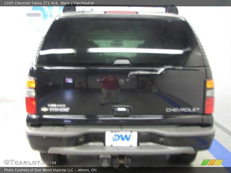 Black / Tan/Neutral 2005 Chevrolet Tahoe Z71 4x4