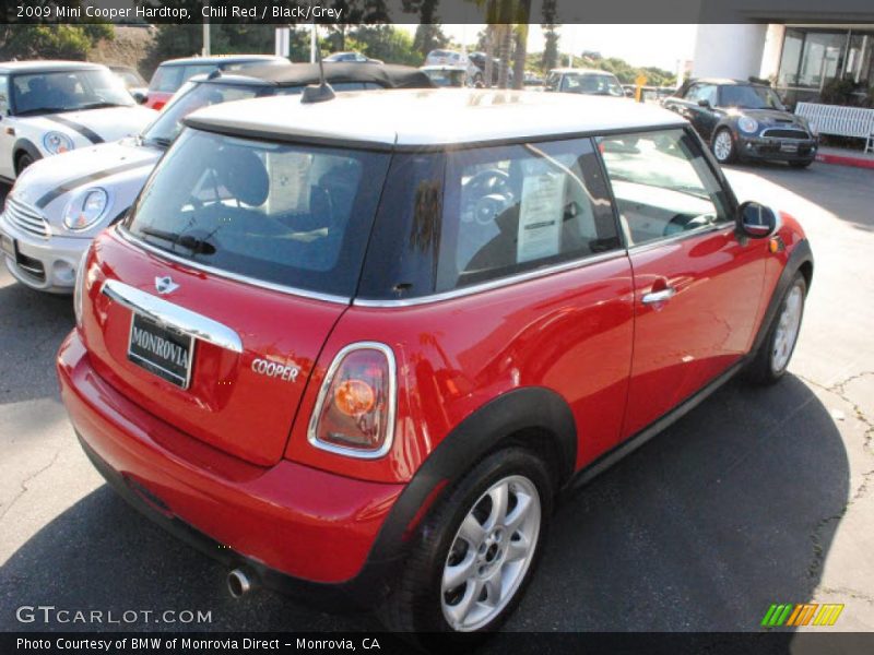 Chili Red / Black/Grey 2009 Mini Cooper Hardtop