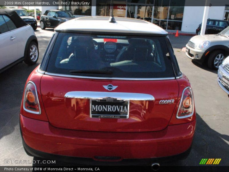 Chili Red / Black/Grey 2009 Mini Cooper Hardtop