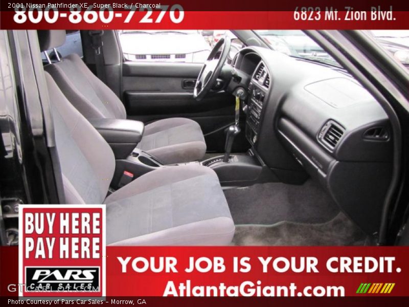 Super Black / Charcoal 2001 Nissan Pathfinder XE