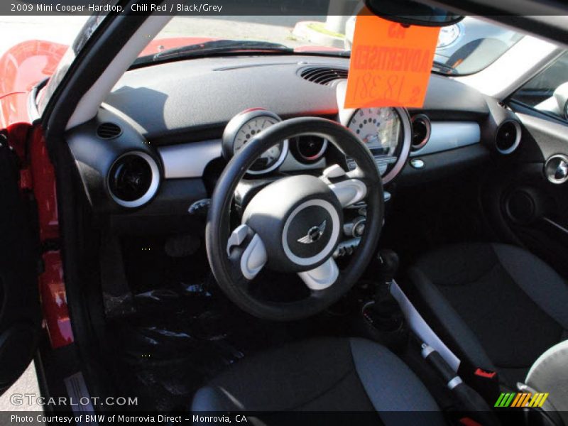 Chili Red / Black/Grey 2009 Mini Cooper Hardtop