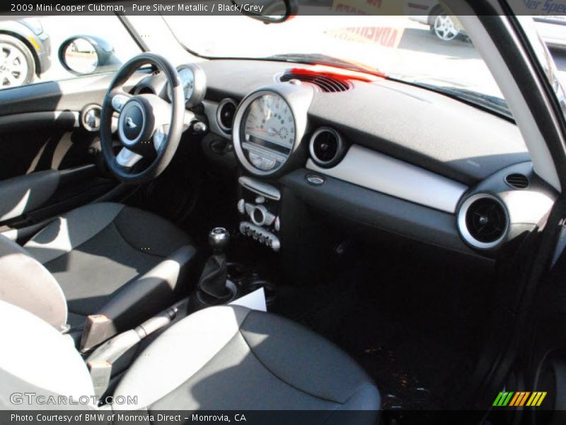 Pure Silver Metallic / Black/Grey 2009 Mini Cooper Clubman