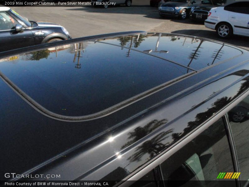 Pure Silver Metallic / Black/Grey 2009 Mini Cooper Clubman