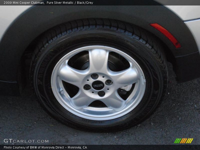Pure Silver Metallic / Black/Grey 2009 Mini Cooper Clubman