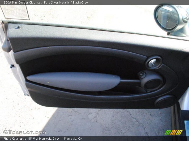 Pure Silver Metallic / Black/Grey 2009 Mini Cooper Clubman