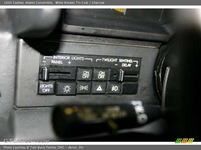 Controls of 1990 Allante Convertible