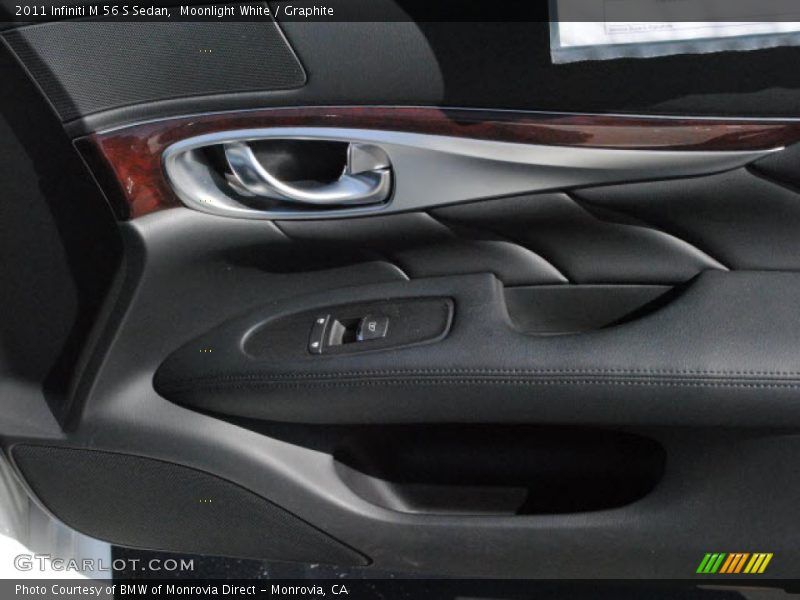 Moonlight White / Graphite 2011 Infiniti M 56 S Sedan