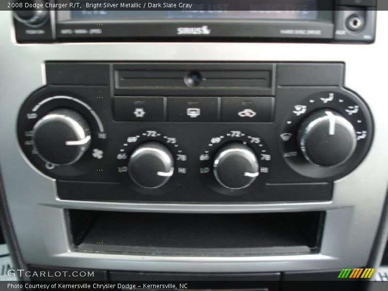 Bright Silver Metallic / Dark Slate Gray 2008 Dodge Charger R/T