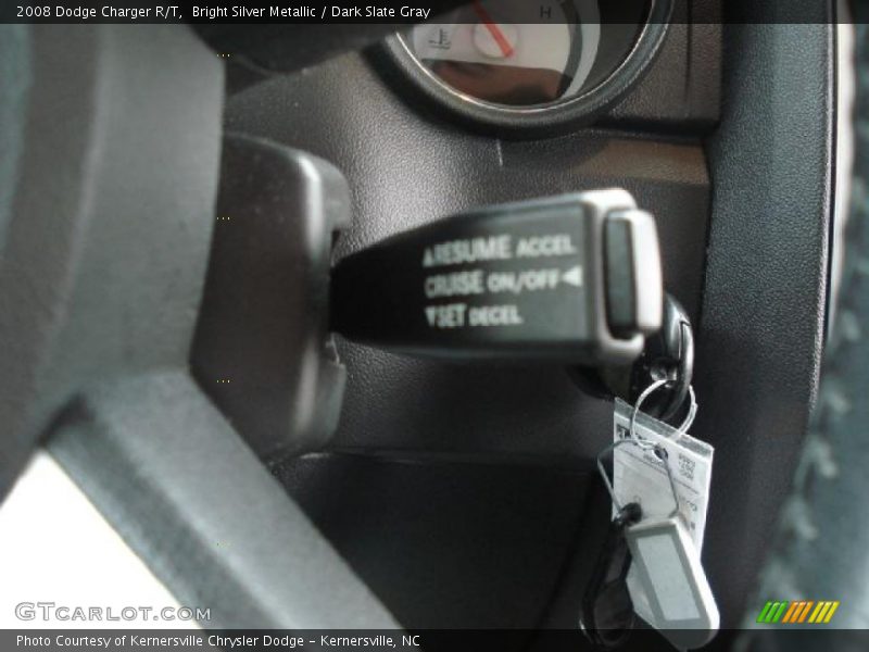 Bright Silver Metallic / Dark Slate Gray 2008 Dodge Charger R/T