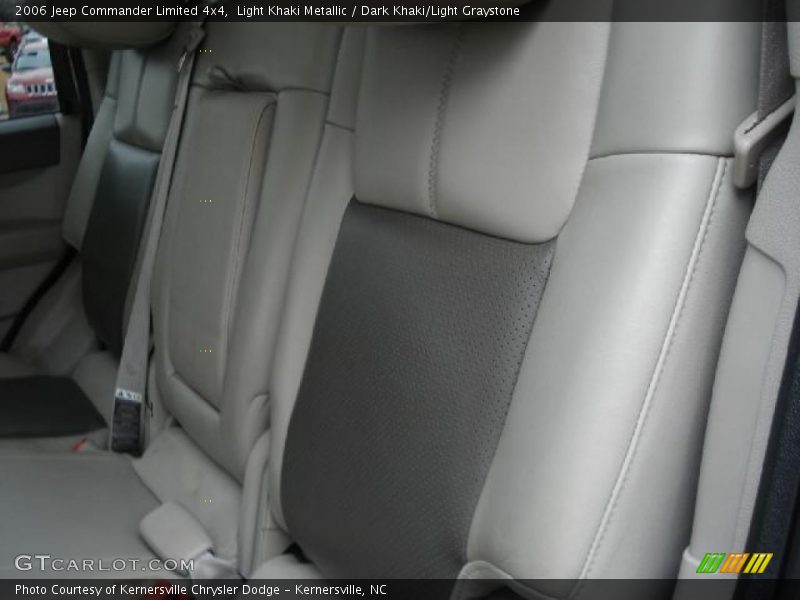 Light Khaki Metallic / Dark Khaki/Light Graystone 2006 Jeep Commander Limited 4x4