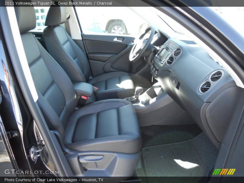 Deep Black Metallic / Charcoal 2011 Volkswagen Tiguan SE