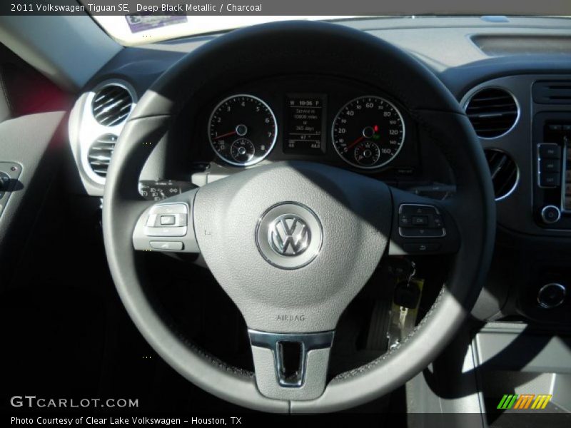 Deep Black Metallic / Charcoal 2011 Volkswagen Tiguan SE