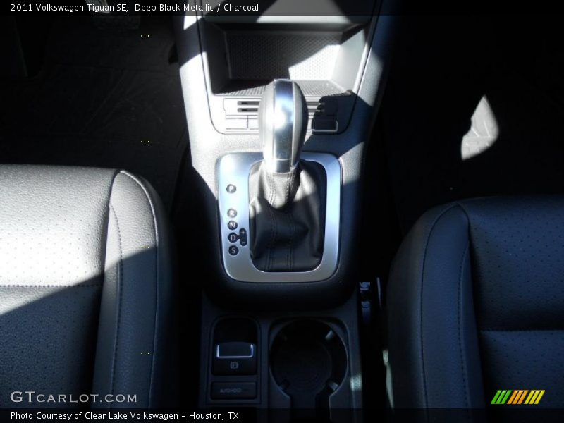 Deep Black Metallic / Charcoal 2011 Volkswagen Tiguan SE
