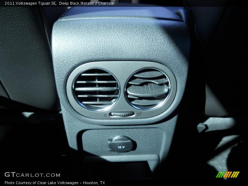 Deep Black Metallic / Charcoal 2011 Volkswagen Tiguan SE