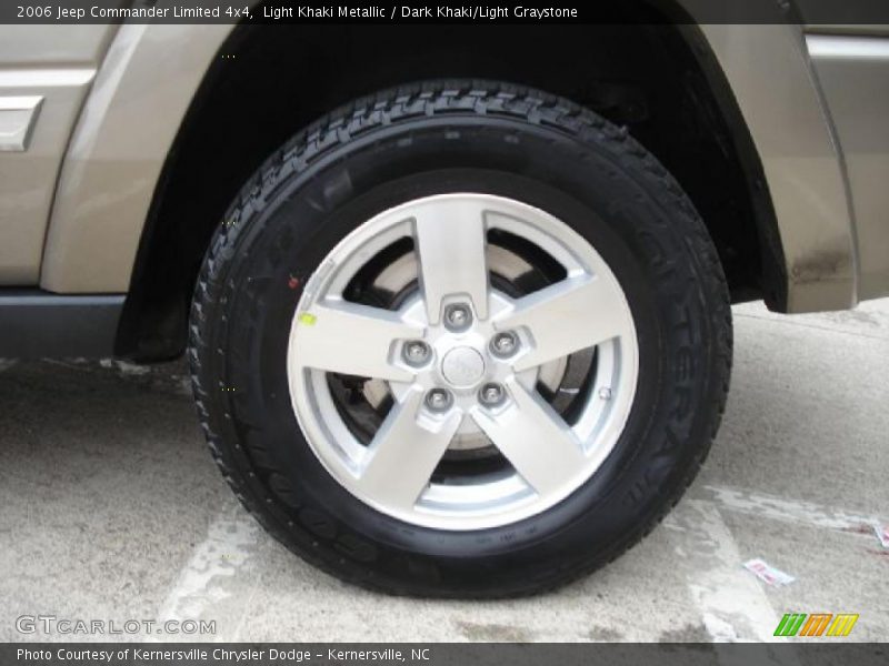 Light Khaki Metallic / Dark Khaki/Light Graystone 2006 Jeep Commander Limited 4x4