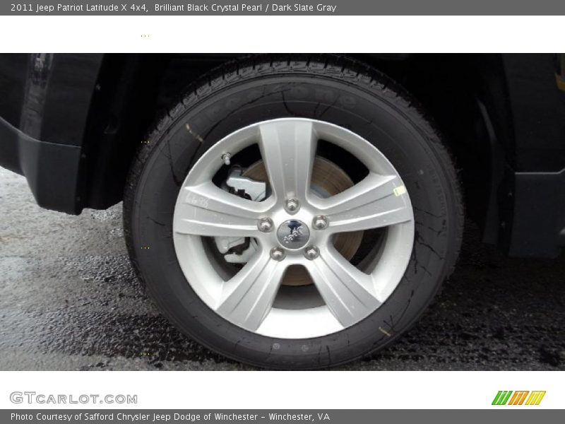 Brilliant Black Crystal Pearl / Dark Slate Gray 2011 Jeep Patriot Latitude X 4x4