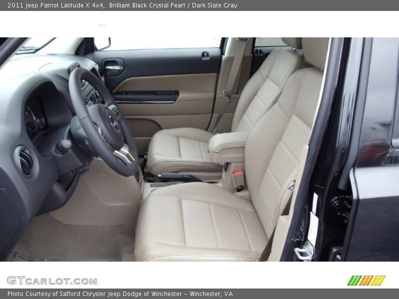  2011 Patriot Latitude X 4x4 Dark Slate Gray Interior