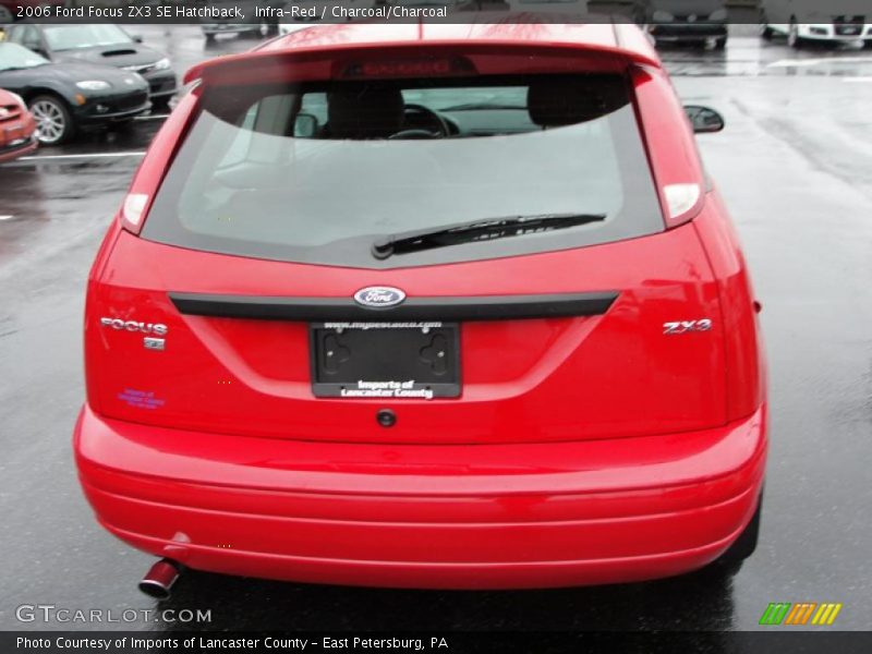 Infra-Red / Charcoal/Charcoal 2006 Ford Focus ZX3 SE Hatchback