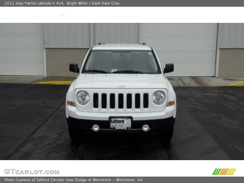 Bright White / Dark Slate Gray 2011 Jeep Patriot Latitude X 4x4