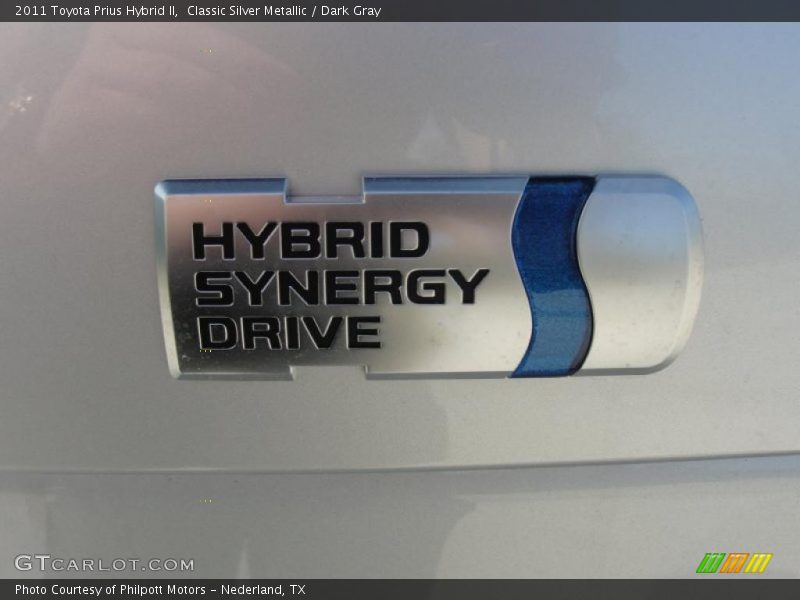  2011 Prius Hybrid II Logo