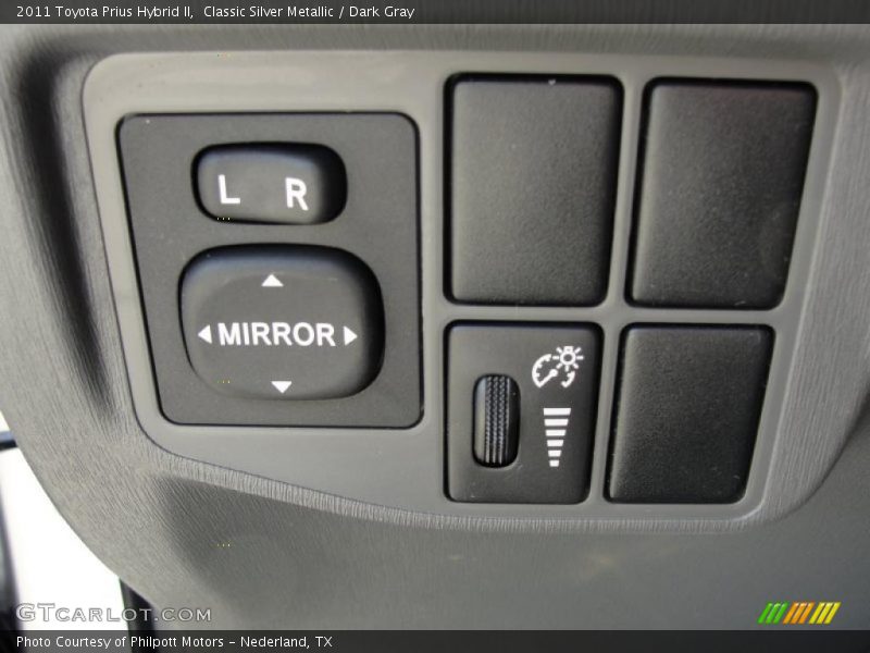 Classic Silver Metallic / Dark Gray 2011 Toyota Prius Hybrid II