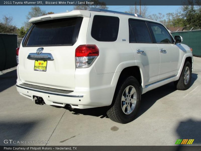 Blizzard White Pearl / Sand Beige 2011 Toyota 4Runner SR5
