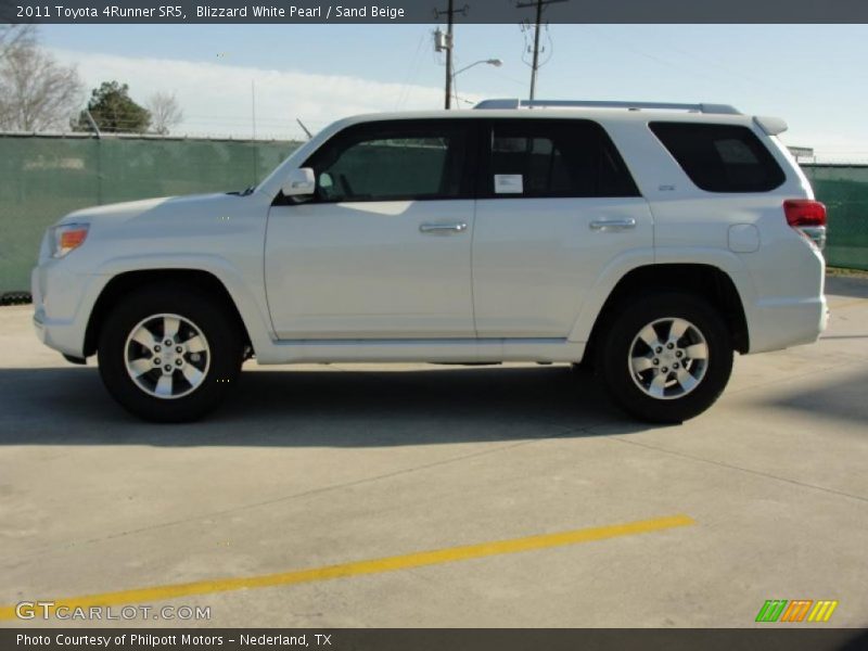 Blizzard White Pearl / Sand Beige 2011 Toyota 4Runner SR5