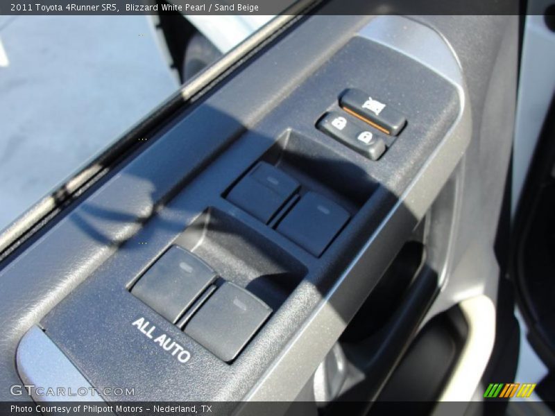 Blizzard White Pearl / Sand Beige 2011 Toyota 4Runner SR5