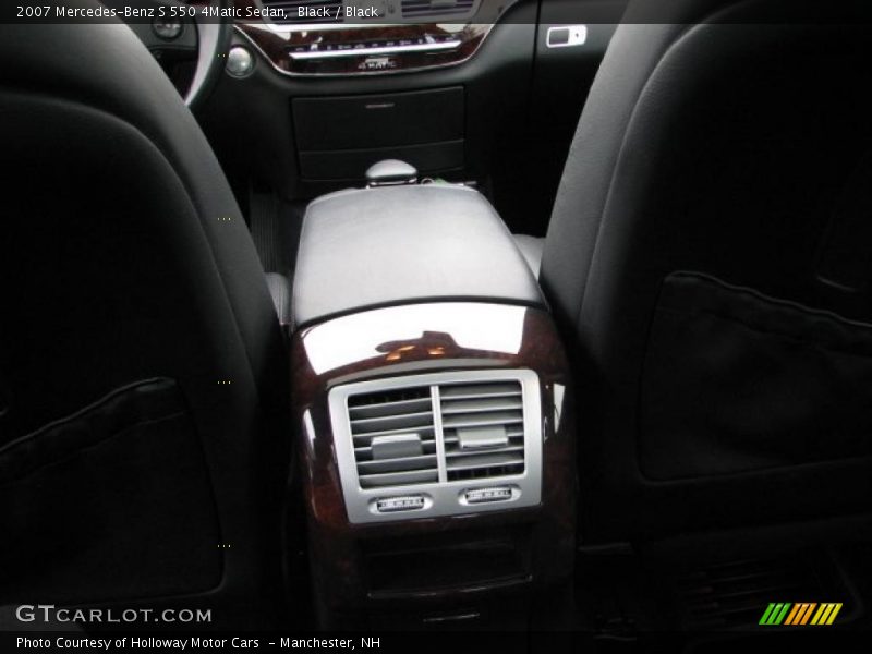 Black / Black 2007 Mercedes-Benz S 550 4Matic Sedan