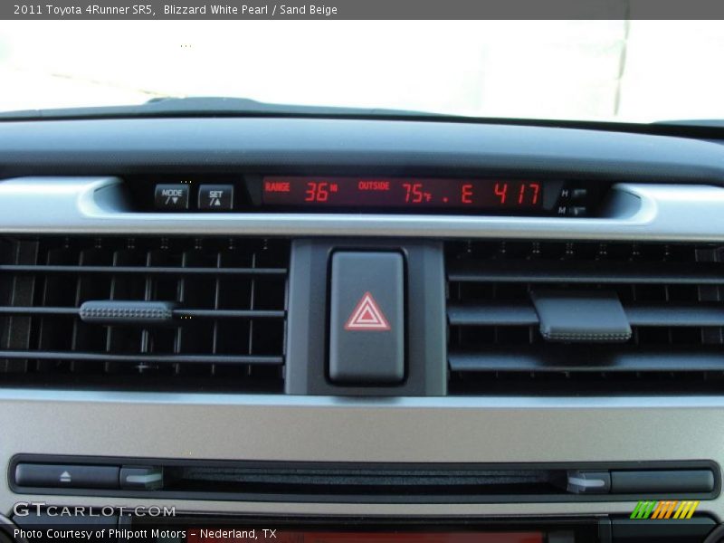 Blizzard White Pearl / Sand Beige 2011 Toyota 4Runner SR5