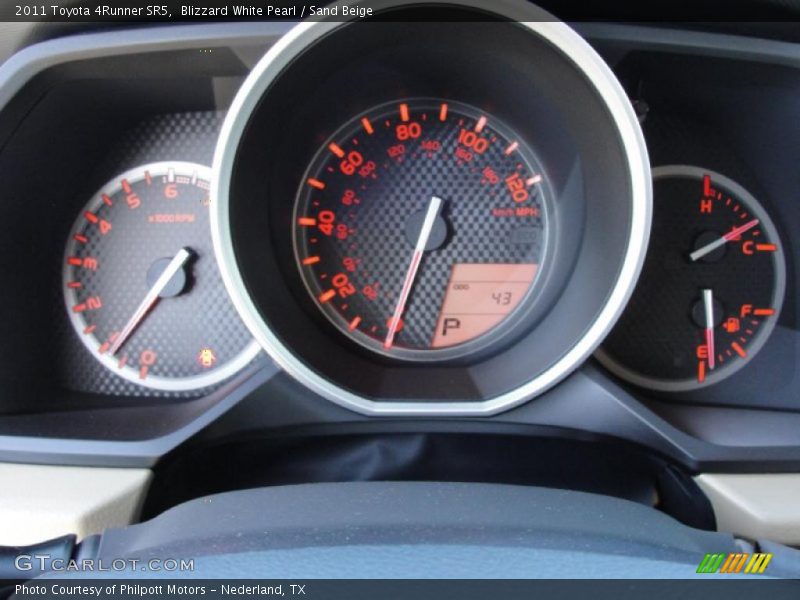 Blizzard White Pearl / Sand Beige 2011 Toyota 4Runner SR5