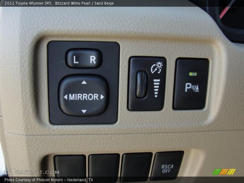 Blizzard White Pearl / Sand Beige 2011 Toyota 4Runner SR5