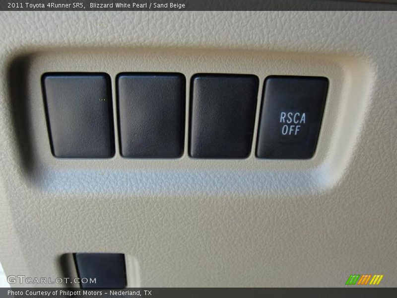 Blizzard White Pearl / Sand Beige 2011 Toyota 4Runner SR5