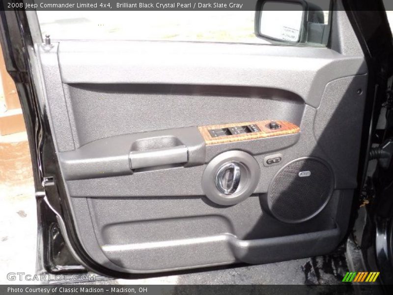 Brilliant Black Crystal Pearl / Dark Slate Gray 2008 Jeep Commander Limited 4x4