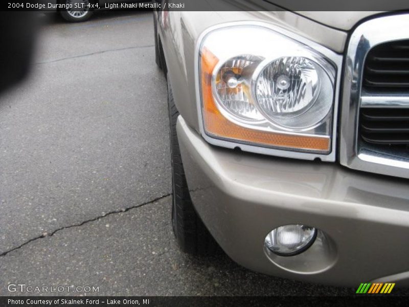 Light Khaki Metallic / Khaki 2004 Dodge Durango SLT 4x4