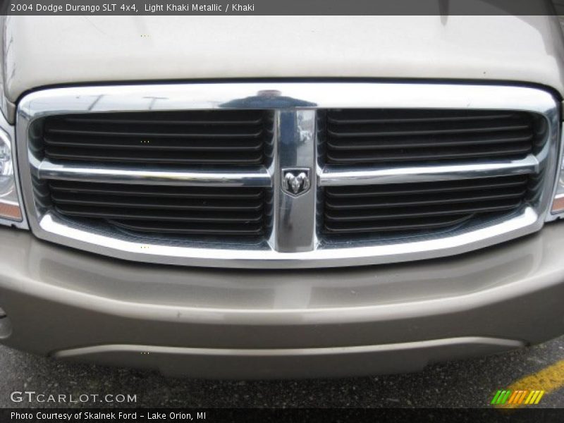 Light Khaki Metallic / Khaki 2004 Dodge Durango SLT 4x4