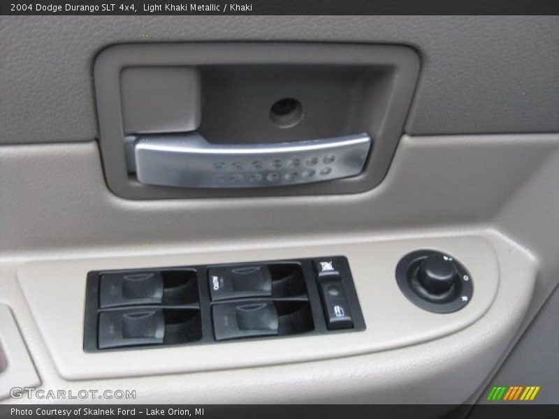 Light Khaki Metallic / Khaki 2004 Dodge Durango SLT 4x4