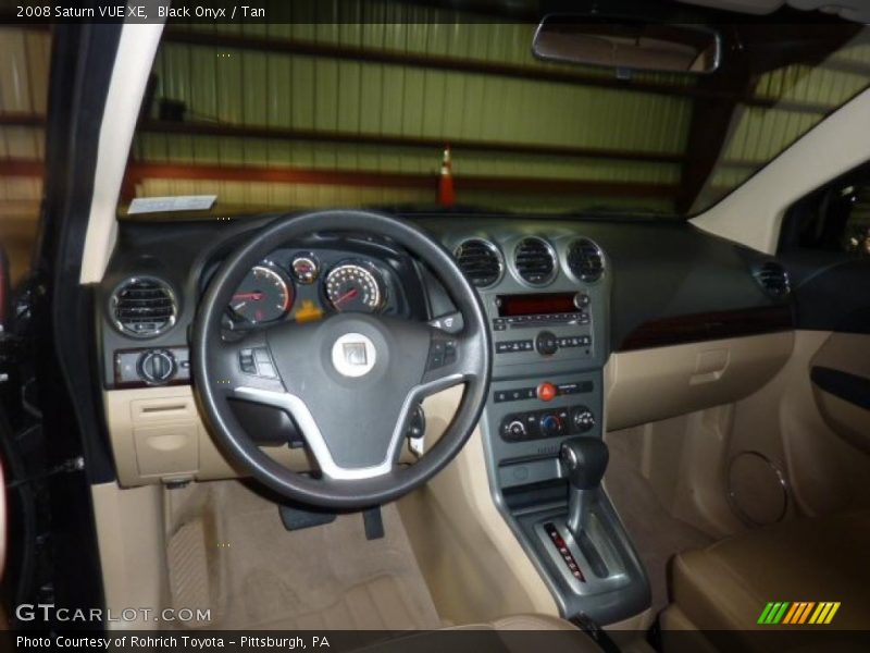 Black Onyx / Tan 2008 Saturn VUE XE