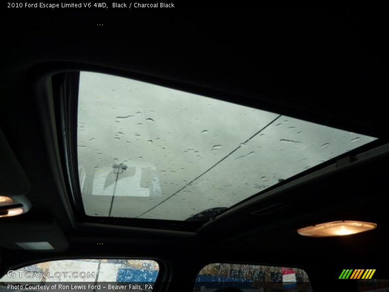 Black / Charcoal Black 2010 Ford Escape Limited V6 4WD