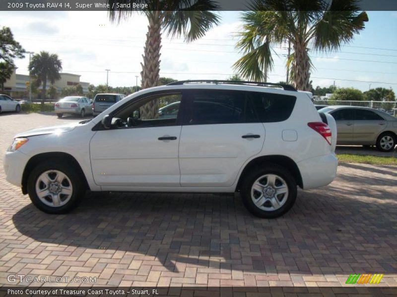 Super White / Sand Beige 2009 Toyota RAV4 I4
