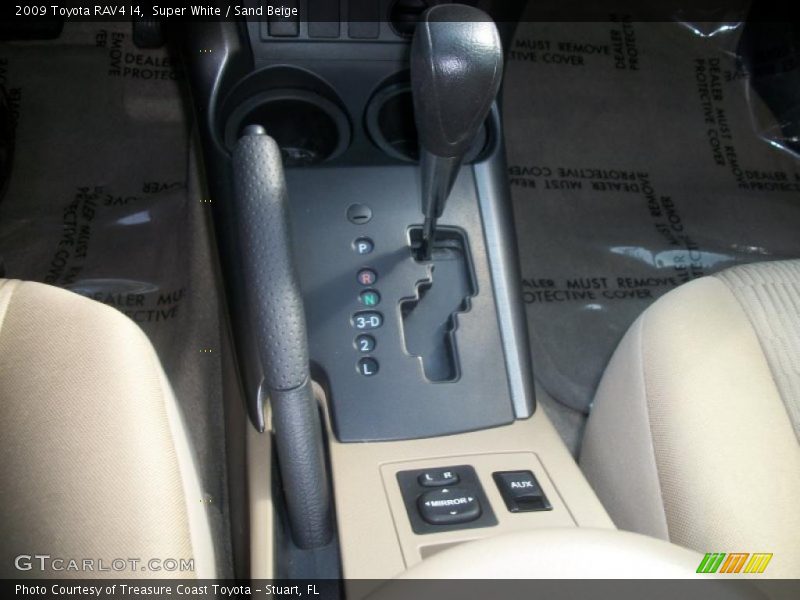 Super White / Sand Beige 2009 Toyota RAV4 I4