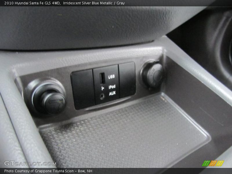 Irridescent Silver Blue Metallic / Gray 2010 Hyundai Santa Fe GLS 4WD