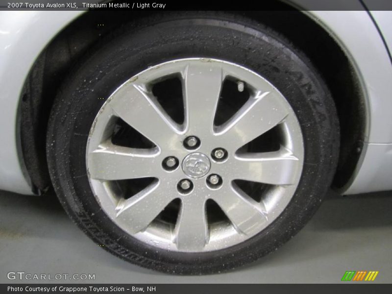 Titanium Metallic / Light Gray 2007 Toyota Avalon XLS