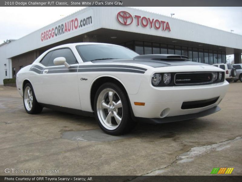Stone White / Dark Slate Gray 2010 Dodge Challenger R/T Classic