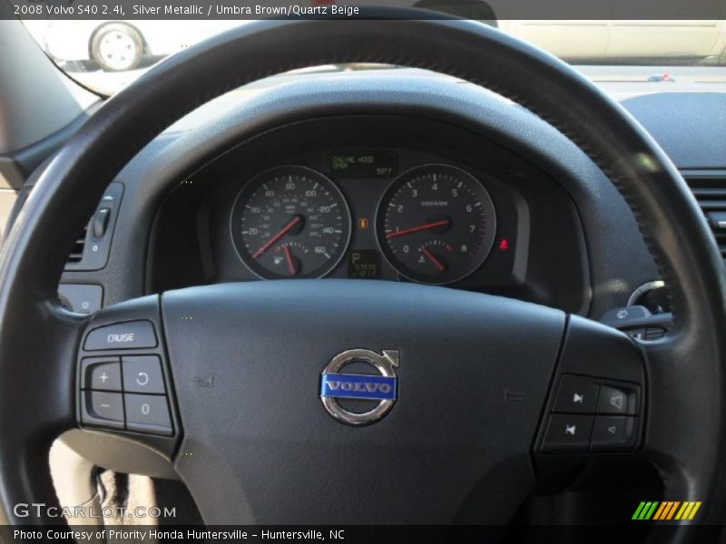 Silver Metallic / Umbra Brown/Quartz Beige 2008 Volvo S40 2.4i