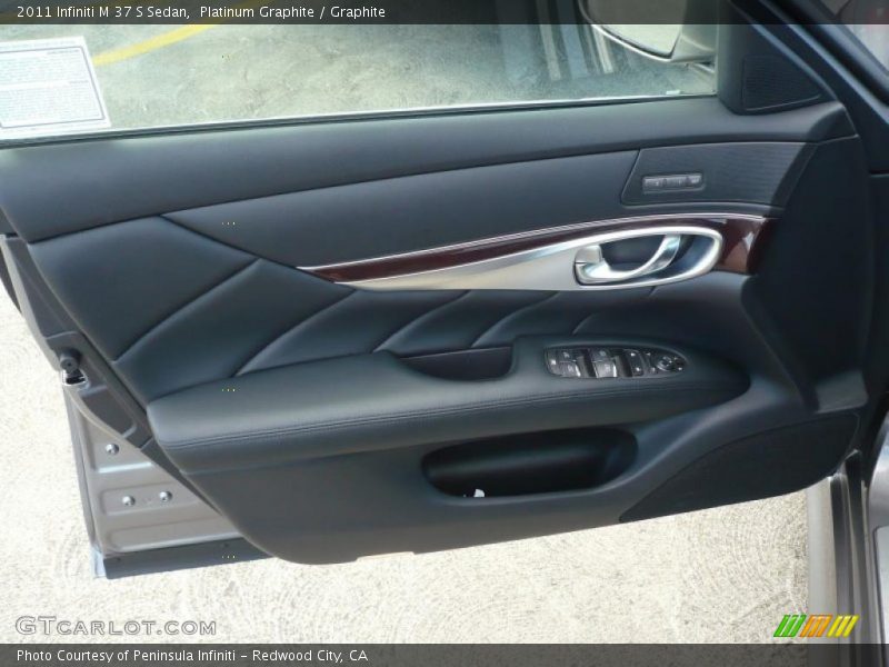 Door Panel of 2011 M 37 S Sedan