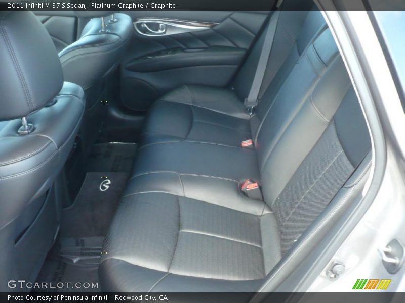  2011 M 37 S Sedan Graphite Interior