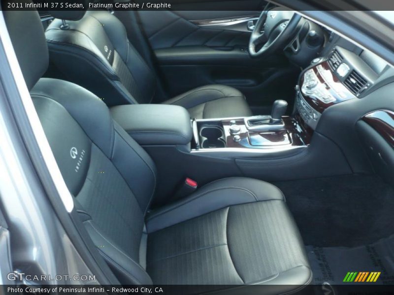  2011 M 37 S Sedan Graphite Interior