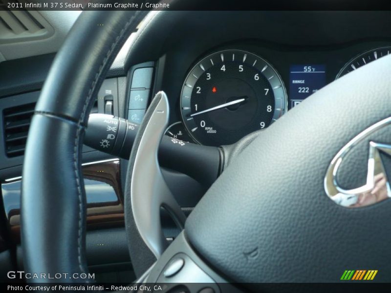 Controls of 2011 M 37 S Sedan